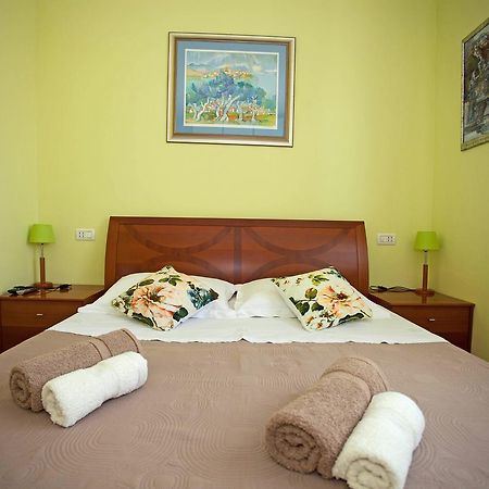 Apartment Pia ロヴィニ エクステリア 写真