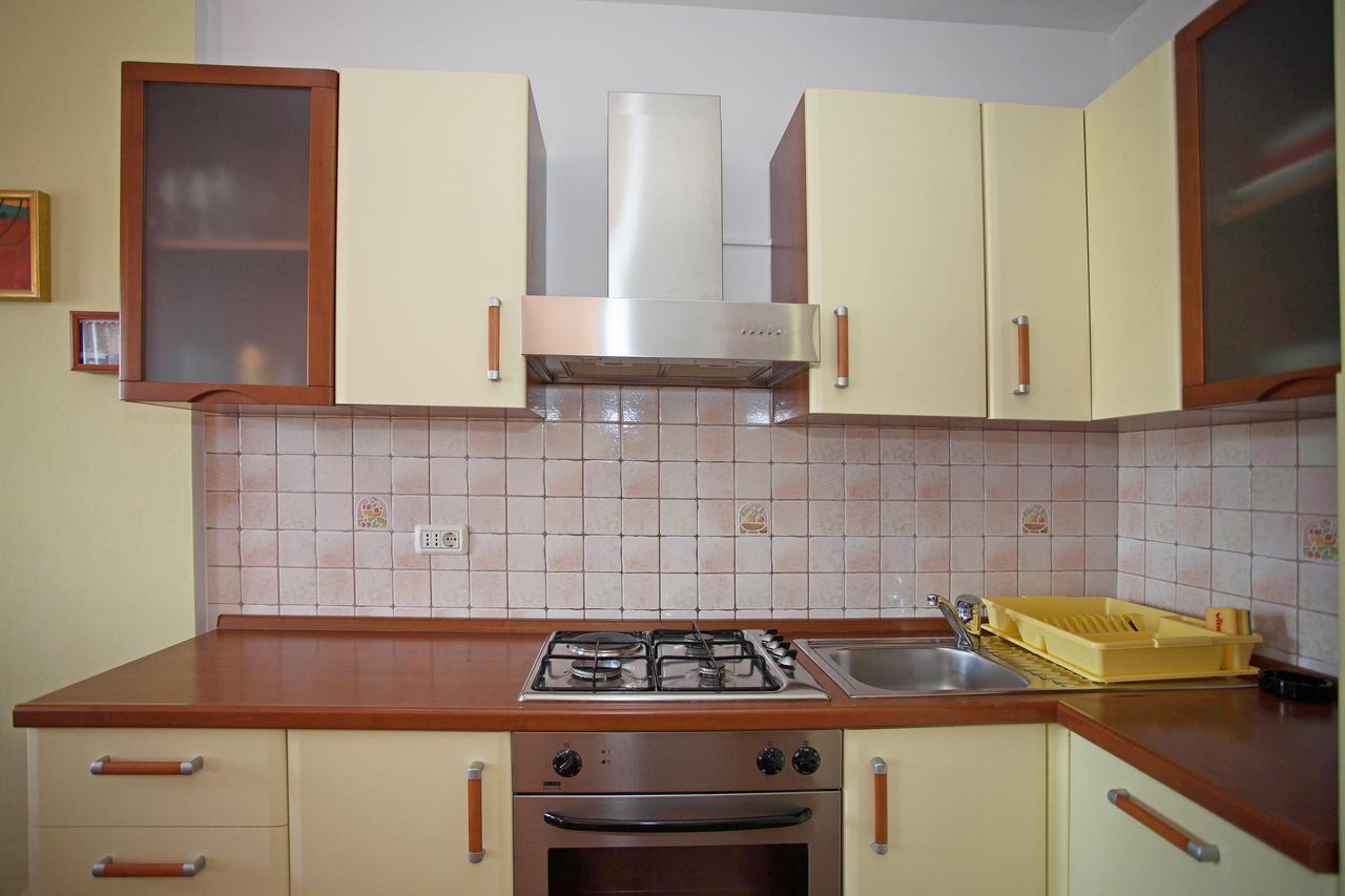Apartment Pia ロヴィニ エクステリア 写真