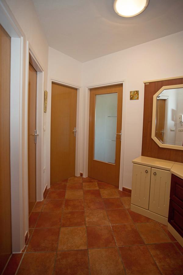 Apartment Pia ロヴィニ エクステリア 写真