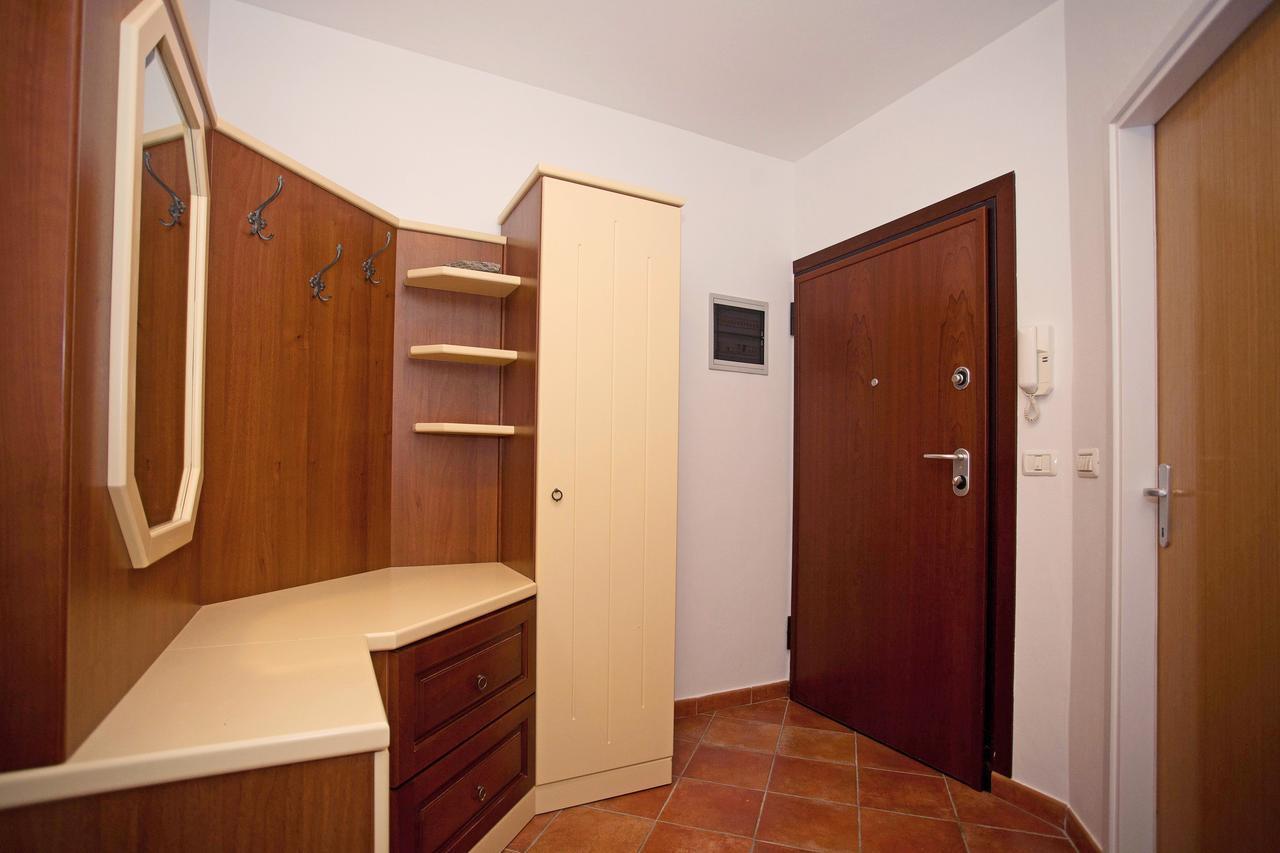 Apartment Pia ロヴィニ エクステリア 写真