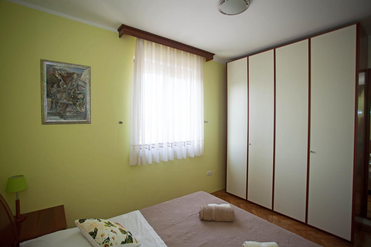 Apartment Pia ロヴィニ エクステリア 写真